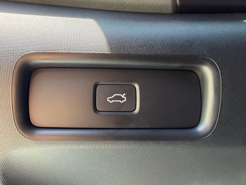 Used 2024 Polestar Polestar 2 w/ Pilot Pack RWD image 17