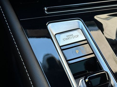 New 2025 Volkswagen Atlas Cross Sport SEL Premium R-Line image 21