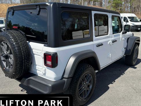 Certified 2025 Jeep Wrangler Unlimited Sport AWD/4WD image 4