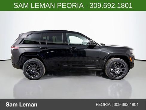 New 2025 Jeep Grand Cherokee Summit w/ Obsidian Package image 8