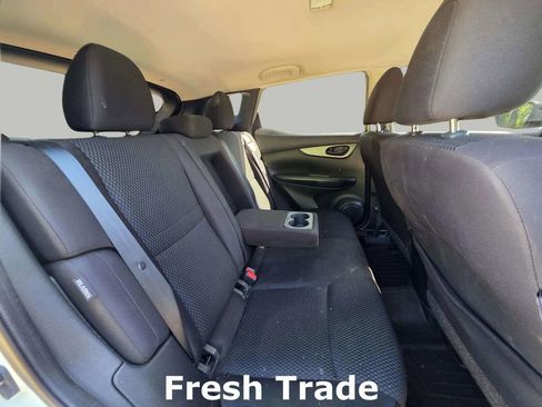 Used 2020 Nissan Rogue Sport S AWD/4WD image 9