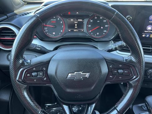 Used 2024 Chevrolet Trax RS w/ Driver Confidence Package FWD image 15