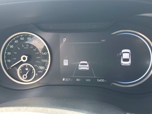 Used 2026 Genesis G70 2.5T RWD image 27