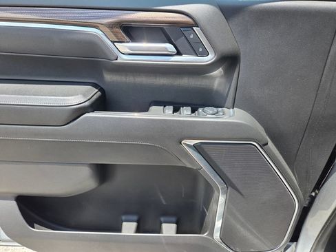 Used 2025 Chevrolet Silverado 1500 LT RWD image 20