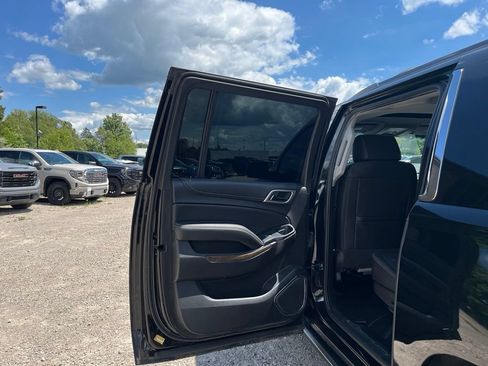 Used 2018 GMC Yukon XL Denali AWD/4WD image 31