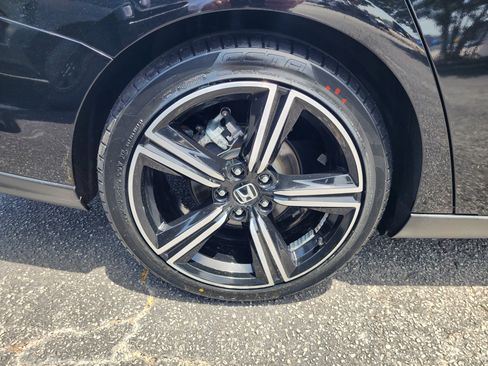 Used 2024 Honda Accord Sport image 10