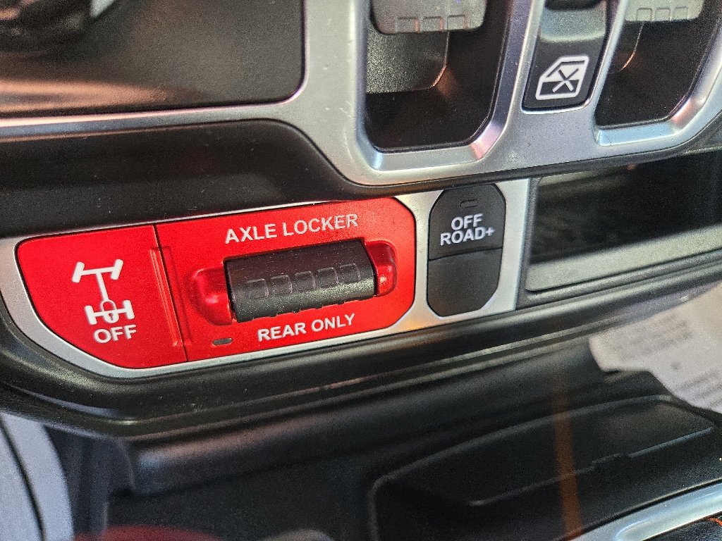 Used 2023 Jeep Gladiator Mojave w/ Cold Weather Group AWD/4WD image 65