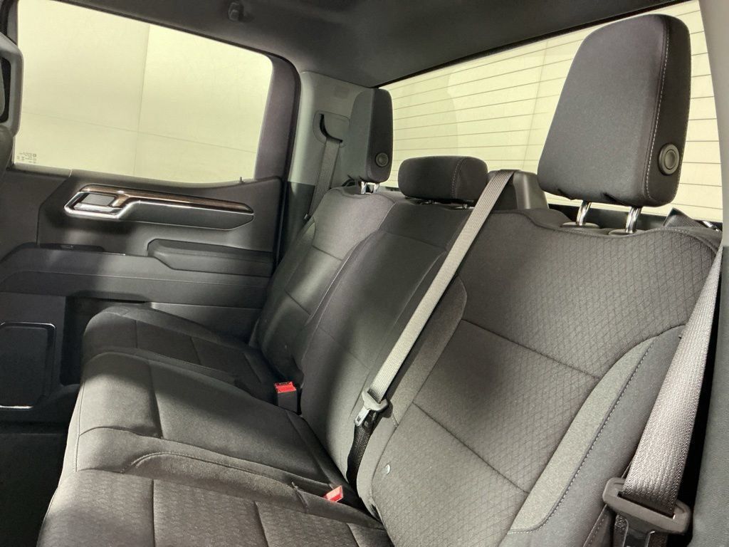 New 2026 Chevrolet Silverado 1500 RST AWD/4WD image 6