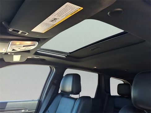 Used 2021 Jeep Grand Cherokee Limited X image 14