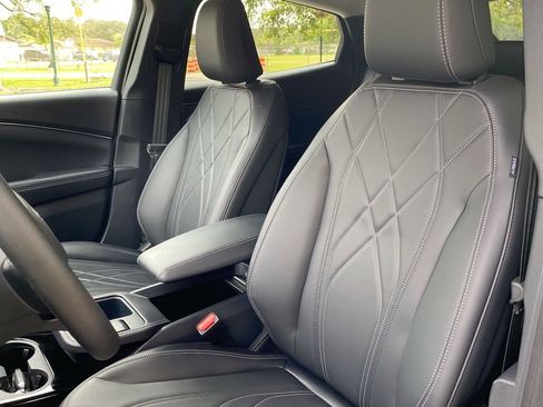 Used 2025 Ford Mustang Mach-E Select image 36