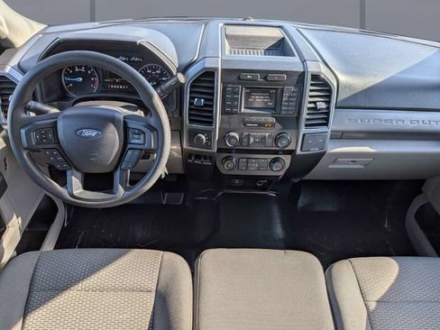 Used 2019 Ford F250 XLT AWD/4WD image 14