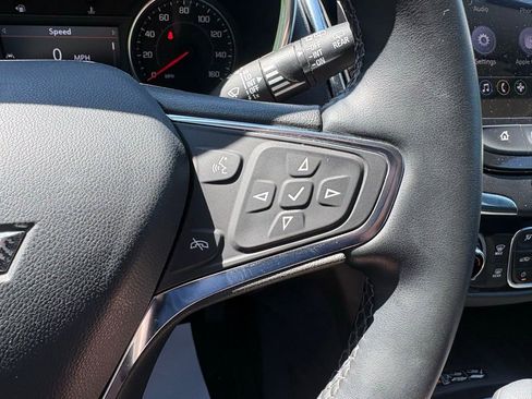 Used 2024 Chevrolet Equinox Premier w/ LPO, Floor Liner Package FWD image 21