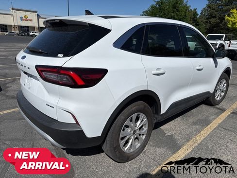 Used 2024 Ford Escape Active AWD/4WD image 17