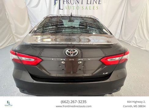 Used 2020 Toyota Camry LE FWD image 5