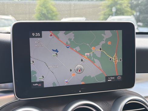Used 2019 Mercedes-Benz GLC 300 image 28