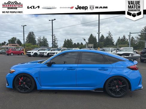 Used 2025 Honda Civic Type R image 10