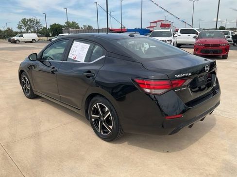 Used 2024 Nissan Sentra SV FWD image 33