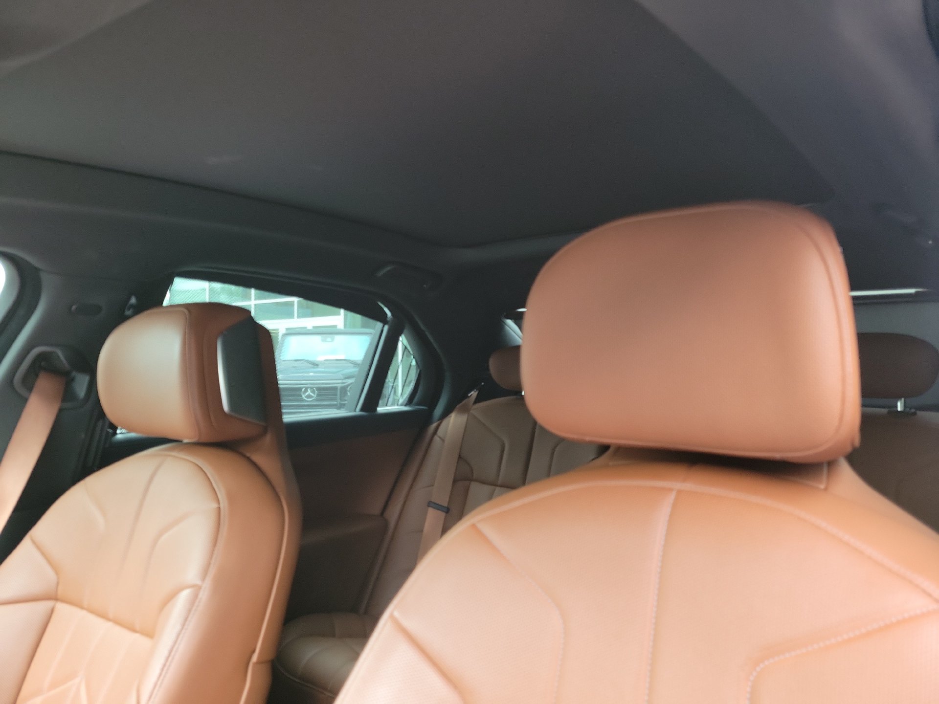Used 2023 BMW 760i xDrive AWD/4WD image 31