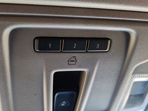 Used 2022 Chevrolet Silverado 1500 LT Trail Boss w/ LT Trail Boss Premium Package image 22