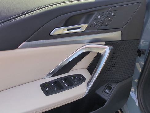 Used 2025 BMW X1 xDrive28i image 15