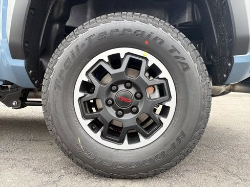 New 2026 Toyota Tacoma TRD Off-Road image 9
