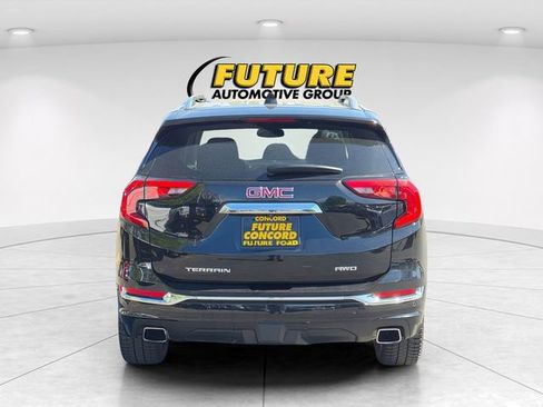 Used 2019 GMC Terrain Denali w/ Advanced Safety Package AWD/4WD image 8