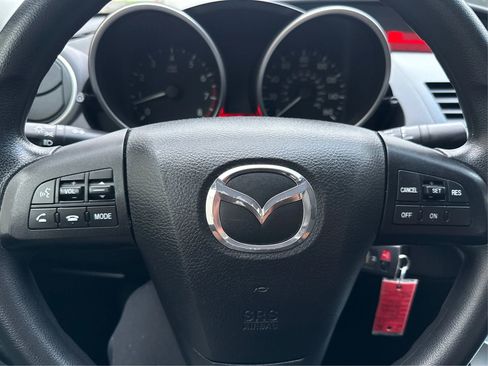 Used 2011 MAZDA MAZDA3 i Touring image 18
