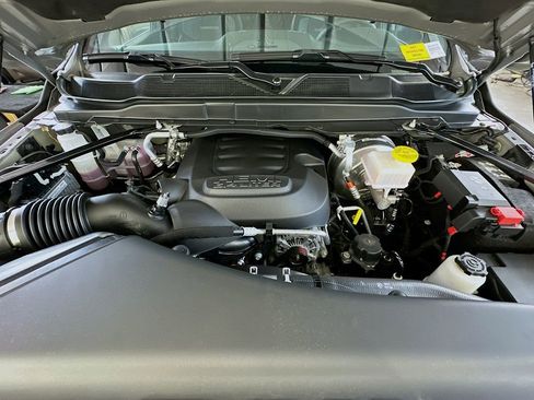 Used 2025 RAM 2500 Laramie w/ Night Edition AWD/4WD image 32