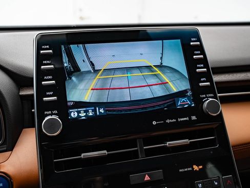 Used 2020 Toyota Avalon Limited w/ Advanced Safety Package FWD image 34
