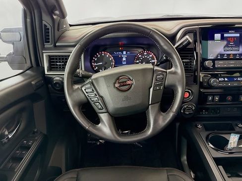 Used 2024 Nissan Titan PRO-4X w/ Pro-4x Convenience Package image 24