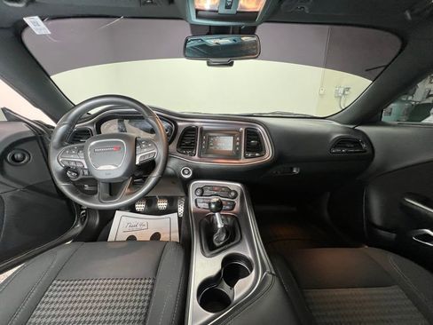 Used 2016 Dodge Challenger R/T w/ Blacktop Package image 10