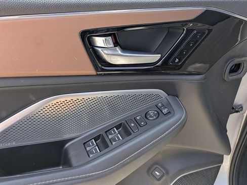 Certified 2022 Acura MDX w/ Technology Package FWD image 24