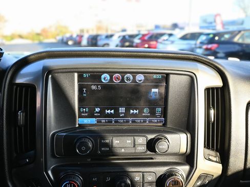 Used 2018 Chevrolet Silverado 1500 LT w/ All Star Edition image 11