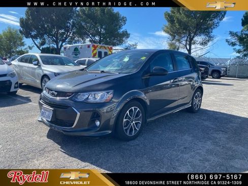 Used 2020 Chevrolet Sonic LT image 1
