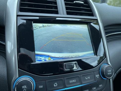 Used 2015 Chevrolet Malibu LTZ image 15