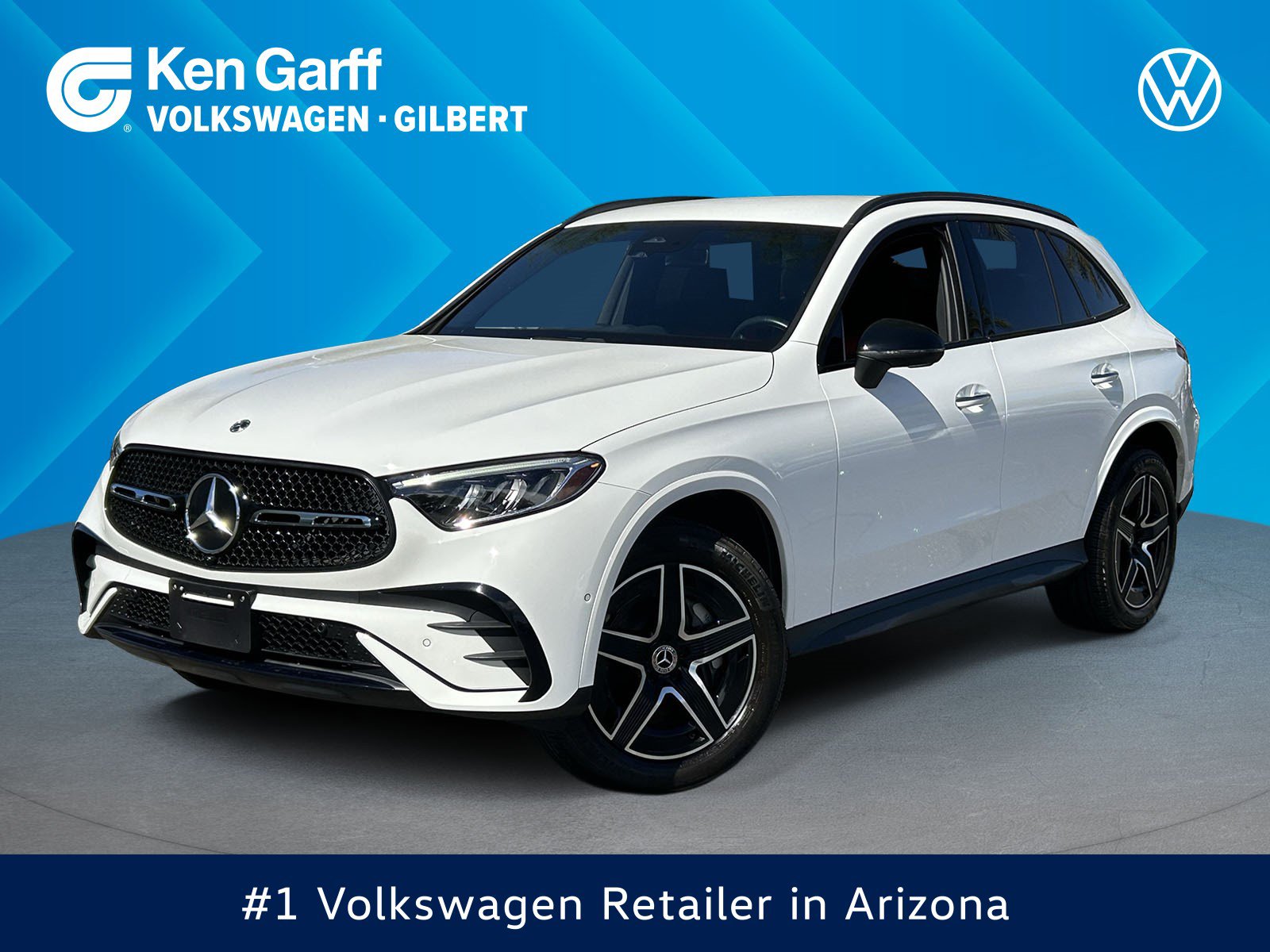 Used 2025 Mercedes-Benz GLC 300 image 1