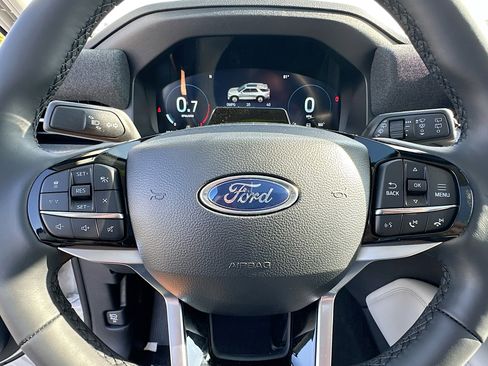 New 2026 Ford Explorer Platinum AWD/4WD image 23