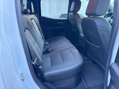 Used 2025 GMC Canyon Elevation w/ Convenience Package image 25