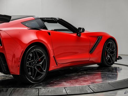 Used 2019 Chevrolet Corvette ZR1 RWD image 25