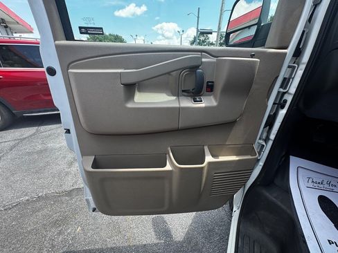 Used 2024 GMC Savana 2500 w/ Driver Convenience Package RWD image 15