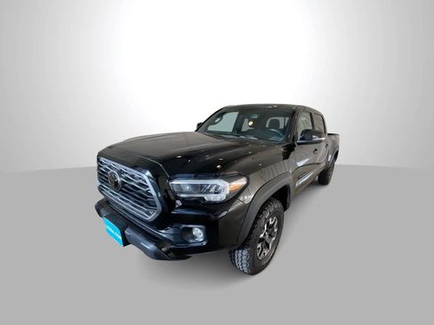 Used 2023 Toyota Tacoma TRD Off-Road w/ Black Out Package (TMS) image 4