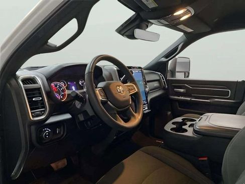 Used 2025 RAM 2500 Big Horn image 13