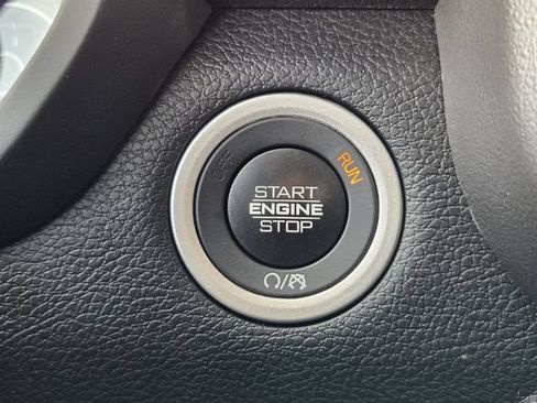 Certified 2026 RAM 2500 Big Horn AWD/4WD image 28