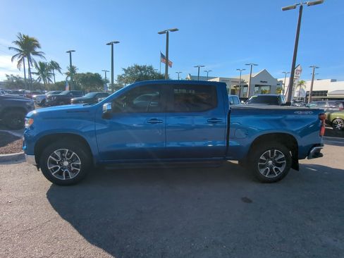 Used 2022 Chevrolet Silverado 1500 LT w/ Convenience Package II image 8