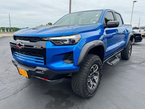 Used 2024 Chevrolet Colorado ZR2 w/ ZR2 Convenience Package III AWD/4WD image 8