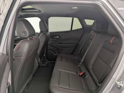 New 2026 Chevrolet Trax RS w/ Sunroof Package FWD image 20