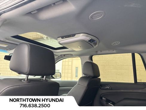 Used 2019 Chevrolet Tahoe Premier w/ RST Edition image 15