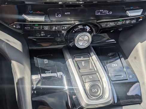 Certified 2022 Acura MDX FWD w/ Technology Package image 27