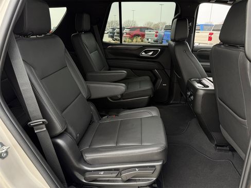 Used 2023 Chevrolet Tahoe Z71 w/ Luxury Package image 30