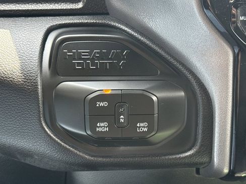 Used 2025 RAM 2500 Big Horn AWD/4WD image 20